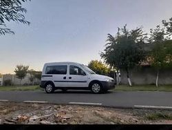 Utilizat 2005 Opel Combo Monovolum | 1.450 EUR