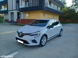 Alb Utilizat 2022 Renault Clio V Intens Hatchback | 11.500 EUR (Preț OK)