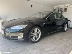 Culoarenegru Utilizat 2015 Tesla Model S Berlinǎ | 15.300 EUR