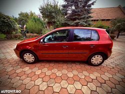 Culoarerosu Utilizat 2008 VW Golf VI Comfortline Hatchback | 3.500 EUR (Preț OK)