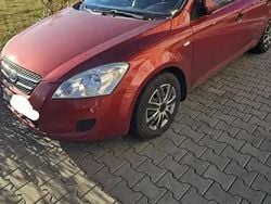 Utilizat 2009 Kia Ceed Hatchback | 2.400 EUR (Preț OK)