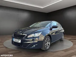 Gri Utilizat 2015 Peugeot 308 Style Berlinǎ | 6.950 EUR (Preț OK)