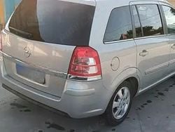Utilizat 2011 Opel Zafira Monovolum | 3.000 EUR