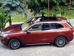Rosu Utilizat 2013 Porsche Cayenne SUV | 24.990 EUR (Preț OK)