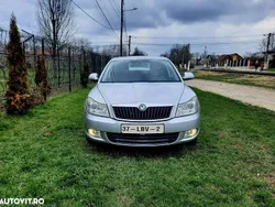 Culoareargint Utilizat 2011 Skoda Octavia Elegance Hatchback | 4.490 EUR (Preț bun)