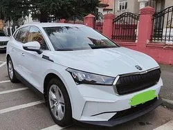 Culoarealb Utilizat 2022 Skoda Enyaq iV SUV | 33.900 EUR (Preț bun)