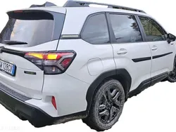Alb Nouă 2025 Subaru Forester SUV | 39.998 EUR