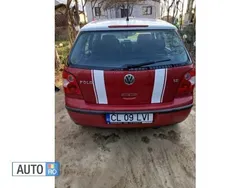Rosu Utilizat 2003 VW Polo Hatchback | 2.000 EUR (Puțin scump)