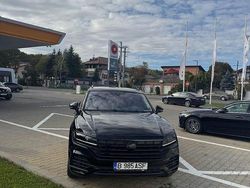 Culoarenegru Utilizat 2024 VW Touareg Elegance SUV | 50.000 EUR (Puțin scump)