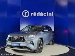 Gri Utilizat 2021 Toyota Highlander SUV | 42.700 EUR