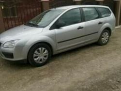 Gri Utilizat 2005 Ford Focus Break | 1.500 EUR (Preț OK)