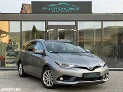 Gri Utilizat 2016 Toyota Auris Hybrid Edition-S Break | 14.999 EUR (Preț OK)