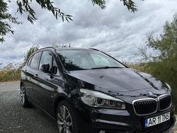 Culoarenegru Utilizat 2016 BMW 220 Sport Line Monovolum | 12.300 EUR (Scump)