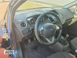 Albastru Utilizat 2017 Ford Fiesta Hatchback | 5.990 EUR (Preț OK)