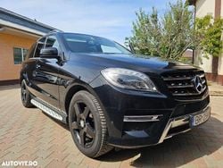 Culoarenegru Utilizat 2012 Mercedes ML350 SUV | 15.600 EUR (Preț OK)