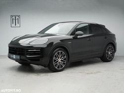 Culoarenegru Utilizat 2025 Porsche Cayenne SUV | 127.655 EUR