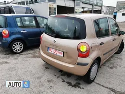 Albastru Utilizat 2005 Renault Modus Monovolum | 1.999 EUR