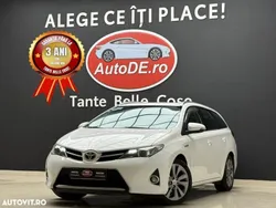 Alb Utilizat 2013 Toyota Auris Hybrid Break | 10.990 EUR (Preț OK)