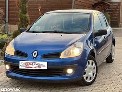 Culoarealbastru Utilizat 2007 Renault Clio II Collection Hatchback | 2.199 EUR (Preț OK)