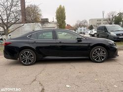 Culoarenegru Utilizat 2025 Toyota Camry Berlinǎ | 23.500 EUR