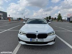 Culoarealb Utilizat 2021 BMW 530 Berlinǎ | 28.500 EUR (Preț bun)