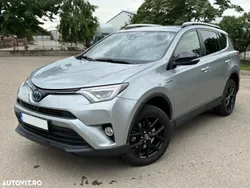 Gri Utilizat 2019 Toyota RAV4 Hybrid Edition-S SUV | 17.999 EUR (Super Preț)