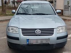 Utilizat 2003 VW Passat Berlinǎ | 1.650 EUR (Preț OK)