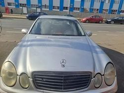 Utilizat 2004 Mercedes 220 Berlinǎ | 2.000 EUR