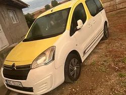 Utilizat 2017 Citroën Berlingo Monovolum | 1.800 EUR