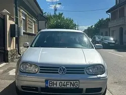 Utilizat 2004 VW Golf IV Hatchback | 3.000 EUR (Scump)