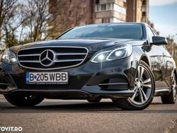 Culoarenegru Utilizat 2015 Mercedes E220 Berlinǎ | 7.990 EUR (Preț OK)