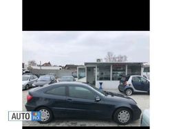 Negru Utilizat 2002 Mercedes C220 Coupe | 2.250 EUR