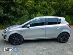 Argintiu Utilizat 2011 Opel Corsa Berlinǎ | 5.300 EUR (Scump)