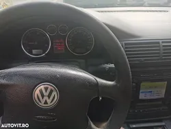 Culoarealbastru Utilizat 2005 VW Passat Comfortline Break | 1.500 EUR (Preț bun)