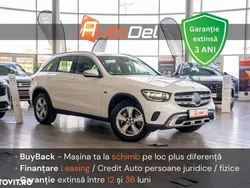 Alb Utilizat 2021 Mercedes GLC300e SUV | 33.879 EUR (Puțin scump)