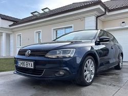 Culoarealbastru Utilizat 2012 VW Jetta Highline Berlinǎ | 8.499 EUR (Puțin scump)