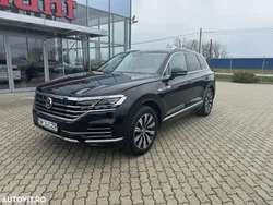 Negru Utilizat 2018 VW Touareg Elegance SUV | 39.865 EUR (Preț OK)