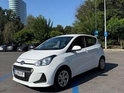 Culoarealb Utilizat 2019 Hyundai i10 Hatchback | 8.200 EUR (Preț OK)