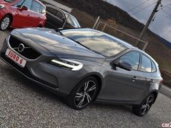Gri Utilizat 2016 Volvo V40 Hatchback | 8.999 EUR (Preț OK)