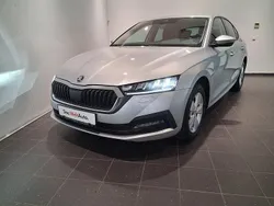 Gri mediu normal Utilizat 2021 Skoda Octavia Ambition | 17.950 EUR (Preț OK)