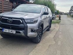Culoareargint Utilizat 2023 Toyota HiLux Pickup | 49.800 EUR (Scump)