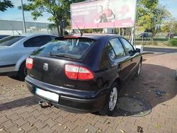 Negru Utilizat 2002 Seat Leon Hatchback | 1.600 EUR