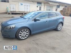 Albastru marin Utilizat 2014 Volvo V40 Break | 5.500 EUR (Super Preț)