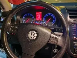 Negru Utilizat 2006 VW Golf V Hatchback | 2.100 EUR (Preț bun)