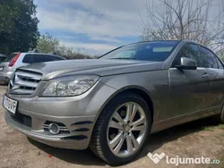 Utilizat 2009 Mercedes C180 Berlinǎ | 5.100 EUR