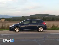 Albastru Utilizat 2011 Ford Focus ST Berlinǎ | 4.300 EUR (Preț bun)