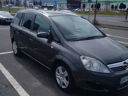 Utilizat 2009 Opel Zafira Monovolum | 2.700 EUR