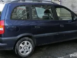Utilizat 2002 Opel Zafira Monovolum | 1.350 EUR