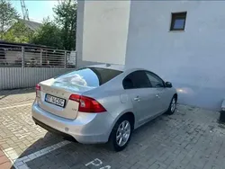Utilizat 2012 Volvo S60 Berlinǎ | 6.300 EUR