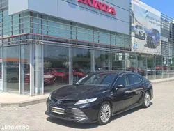 Negru Utilizat 2020 Toyota Camry Berlinǎ | 28.489 EUR (Scump)
